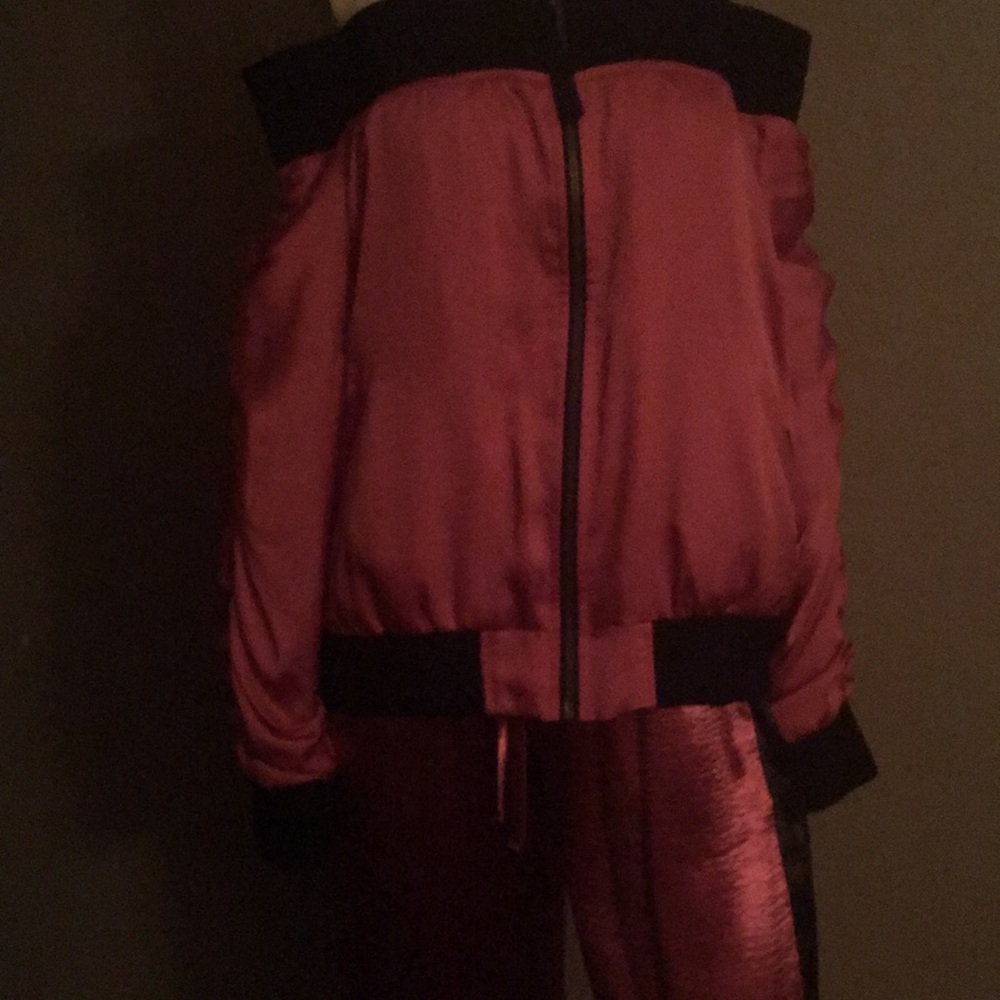 Warm up suit
